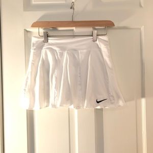 Nike tennis skirt